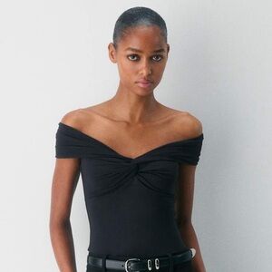 Aritzia Original Contour Twist Off-shoulder Top